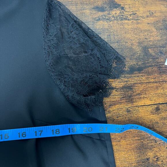 Express Women's L Black Lace Sleeve Blouse Short Sleeve V-Neck Whimsigoth Career - Picture 5 of 6